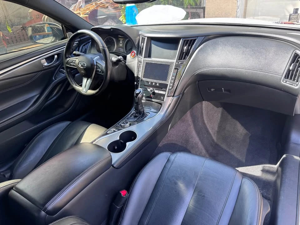 2017 Infiniti Q60 - Image 9 of 10