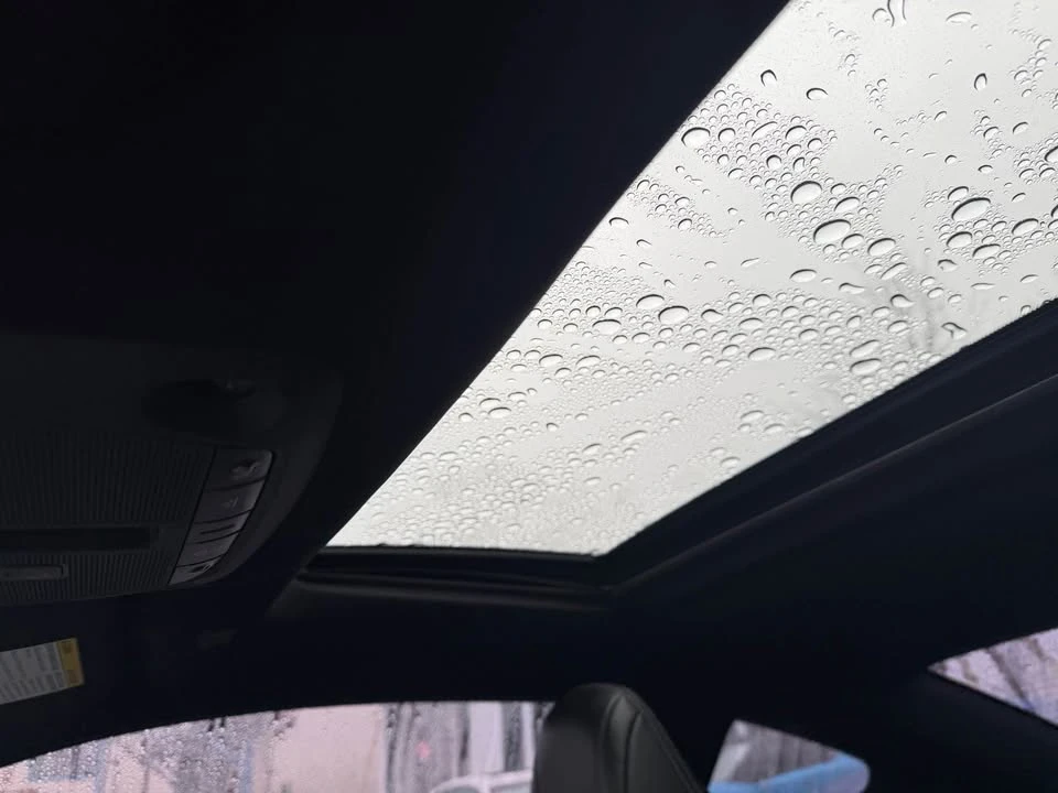 2017 Infiniti Q60 - Image 12 of 20