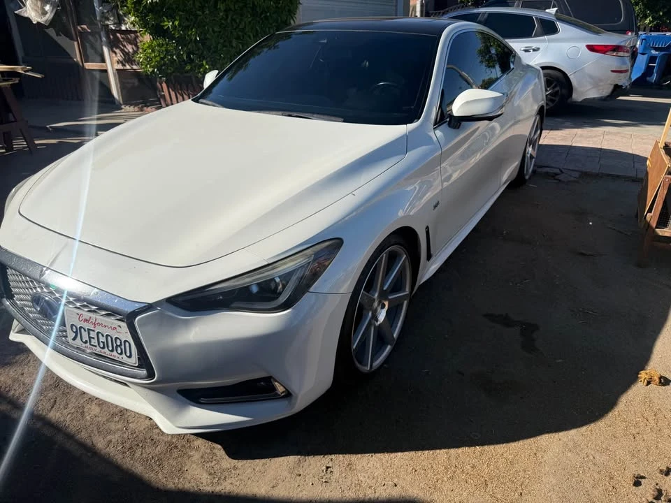 2017 Infiniti Q60 - Image 2 of 10