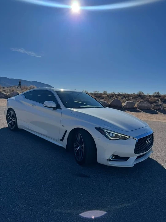 2017 Infiniti Q60 - Image 2 of 10