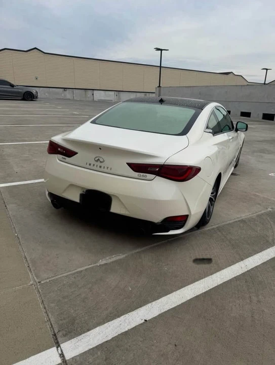 2017 Infiniti Q60 - Image 2 of 18