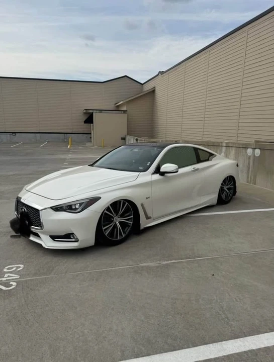 2017 Infiniti Q60 - Image 17 of 18