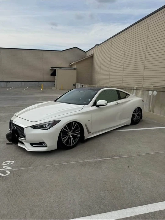 2017 Infiniti Q60 - Image 3 of 18