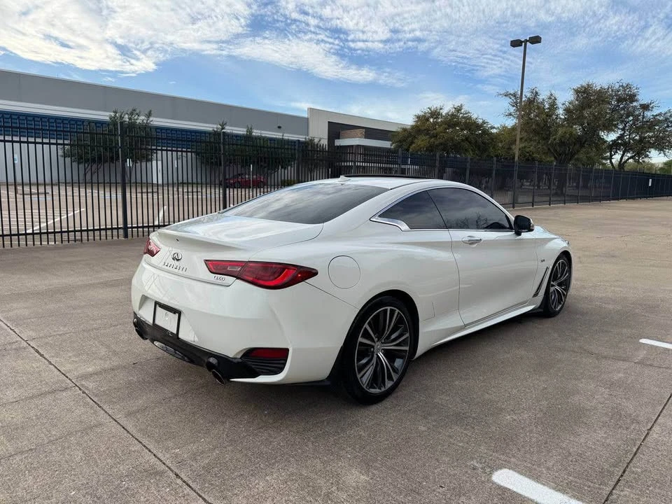 2017 Infiniti Q60 - Image 6 of 17