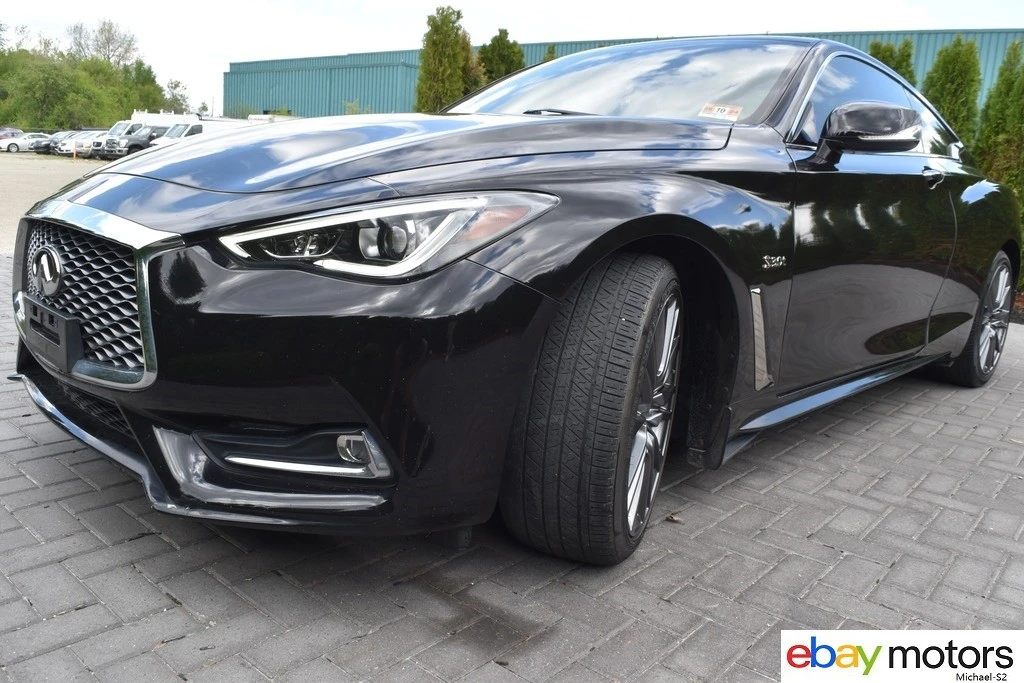 2017 Infiniti Q60 Red Sport 400 - Image 9 of 24