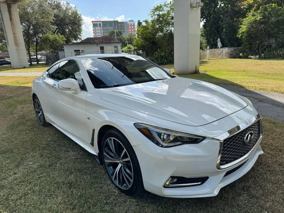 2017 Infiniti Q60 - Image 2 of 8
