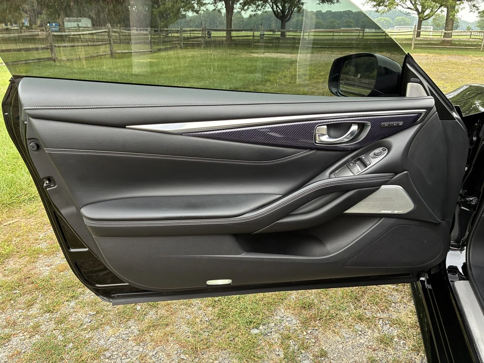 2017 Infiniti Q60 Red Sport 400 - Image 12 of 31