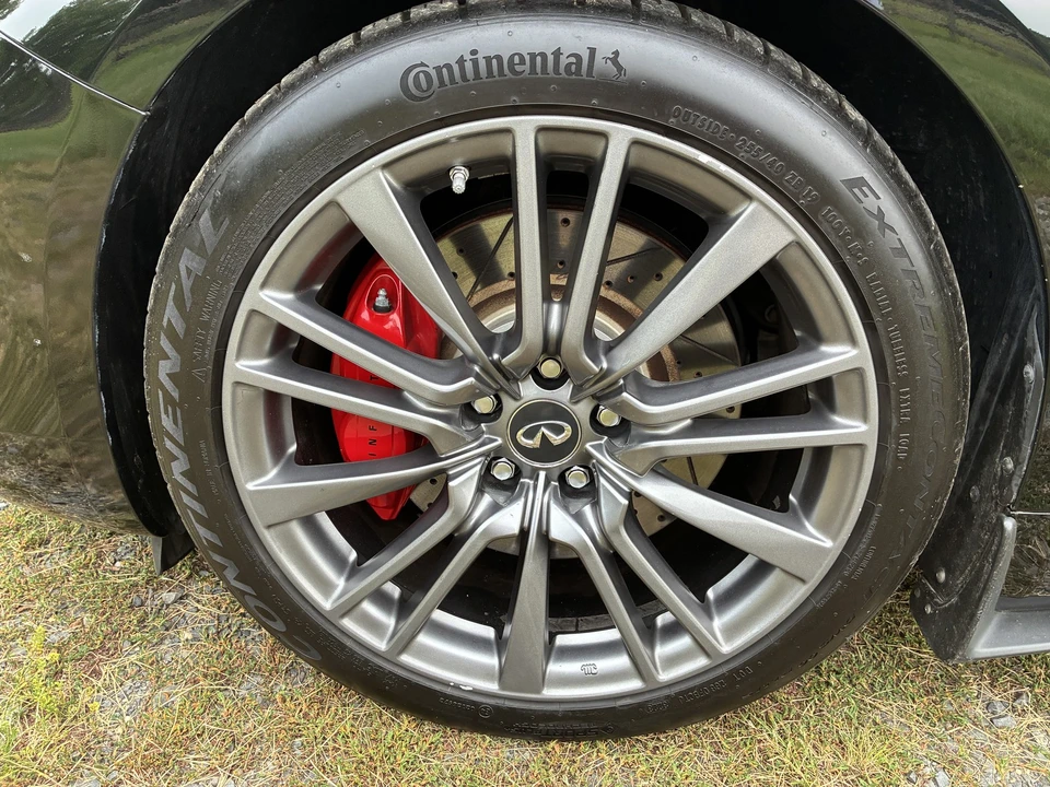 2017 Infiniti Q60 Red Sport 400 - Image 24 of 31