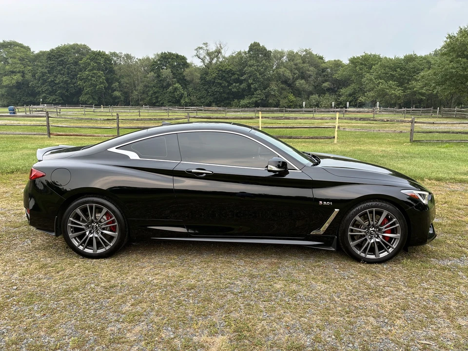 2017 Infiniti Q60 Red Sport 400 - Image 4 of 31