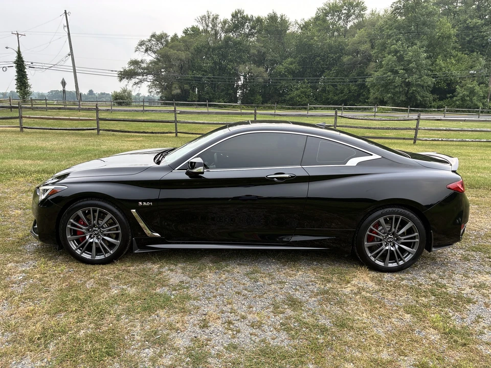 2017 Infiniti Q60 Red Sport 400 - Image 8 of 31