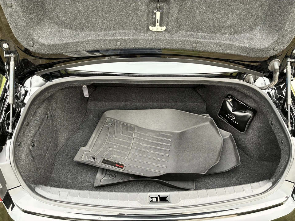2017 Infiniti Q60 Red Sport 400 - Image 15 of 31