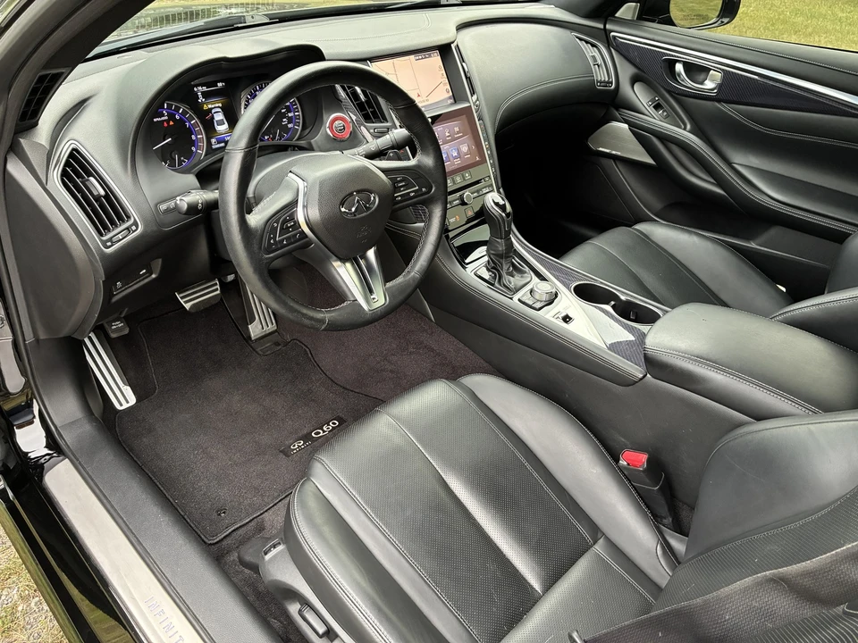 2017 Infiniti Q60 Red Sport 400 - Image 11 of 31