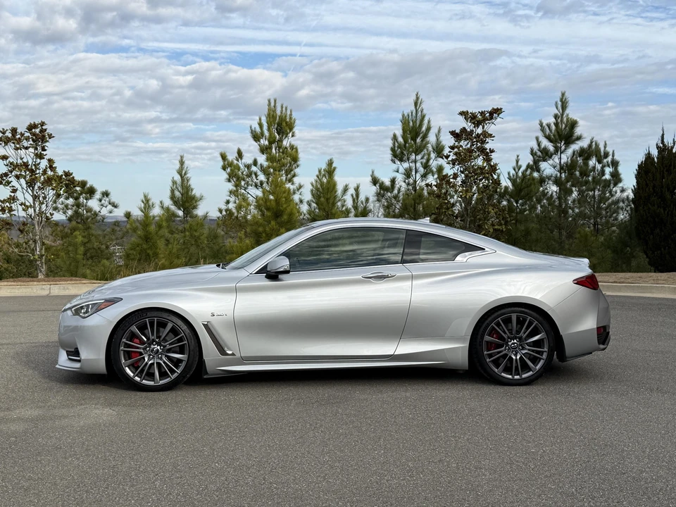 2017 Infiniti Q60 Red Sport 400 - Image 15 of 31