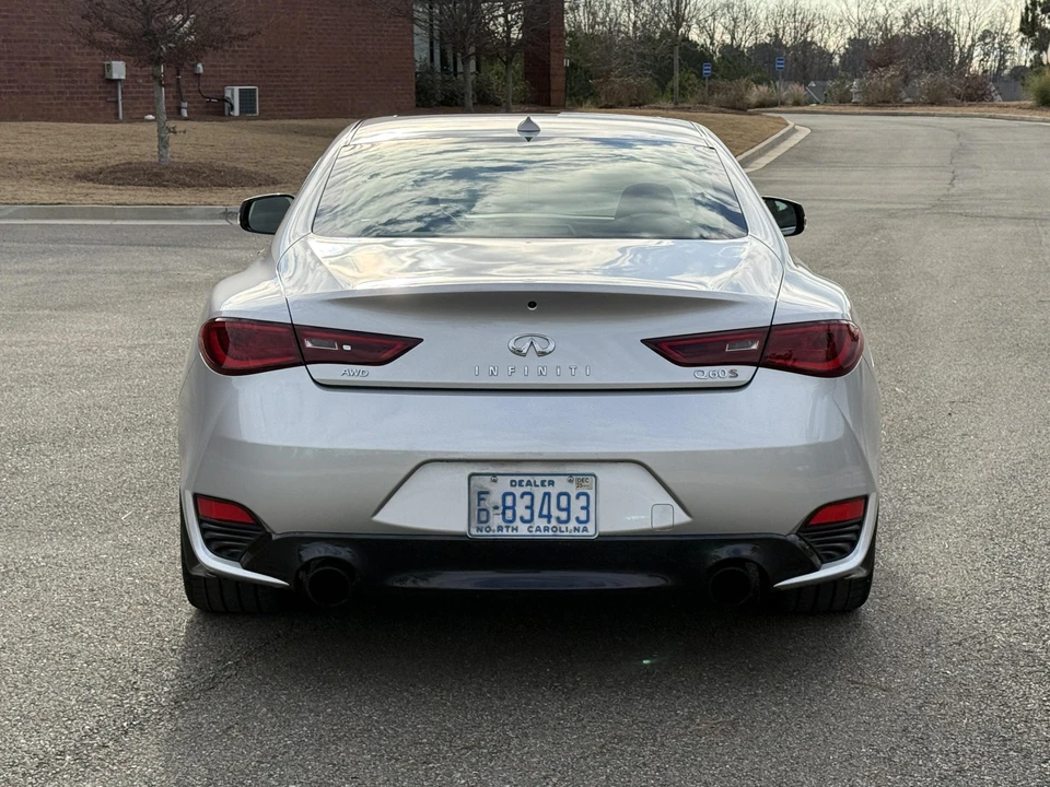 2017 Infiniti Q60 Red Sport 400 - Image 22 of 31
