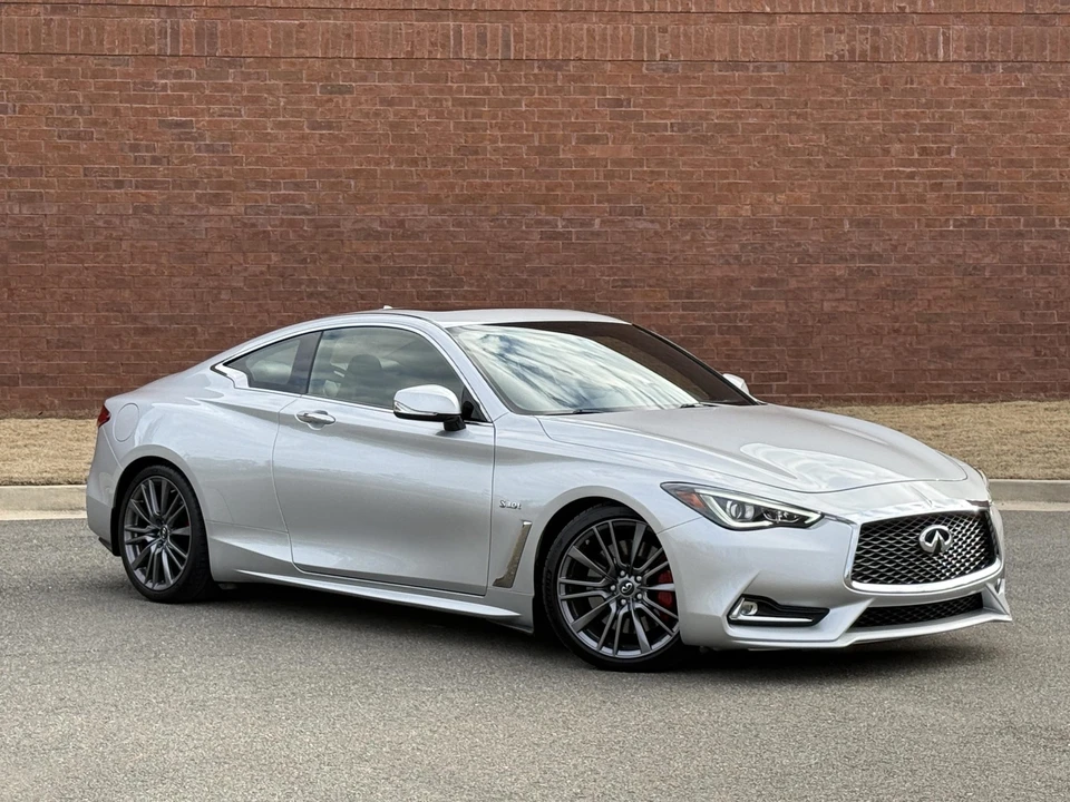 2017 Infiniti Q60 Red Sport 400 - Image 26 of 31