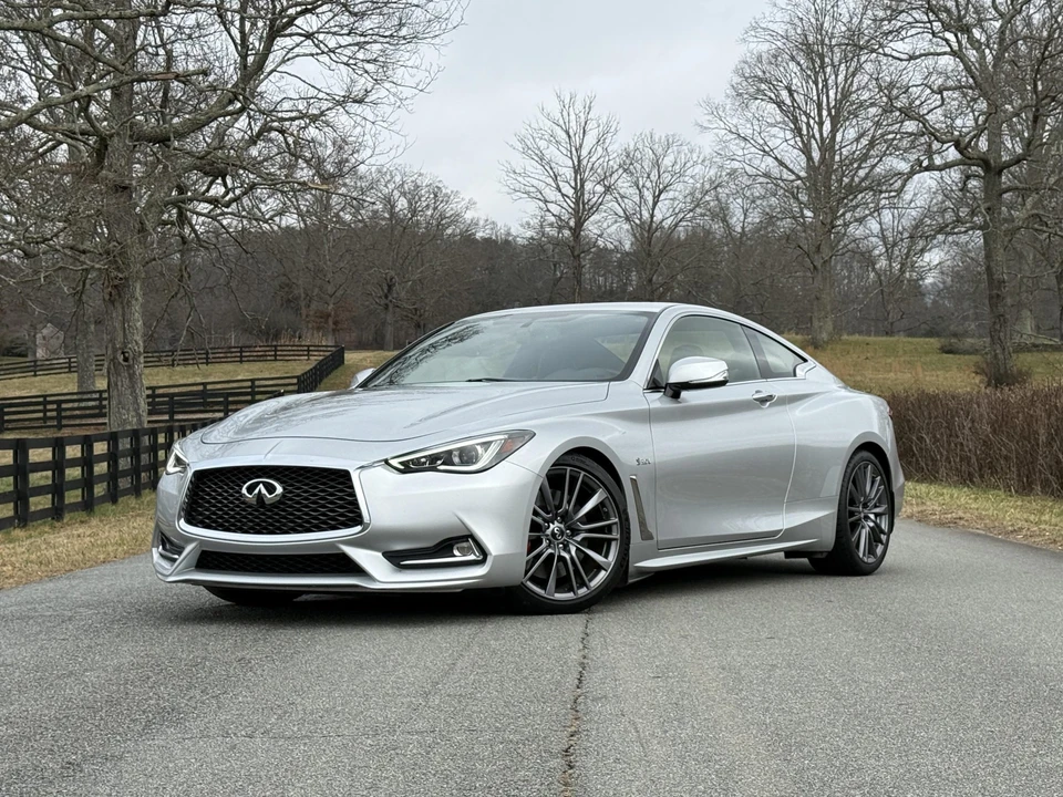 2017 Infiniti Q60 Red Sport 400 - Image 4 of 31