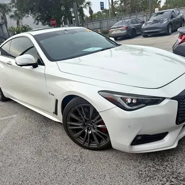 2017 Infiniti Q60 Red Sport 400 Coupe 2D