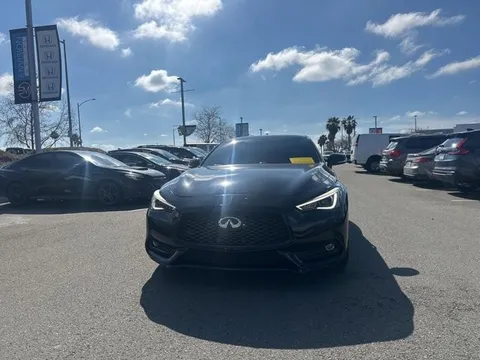 2017 Infiniti Q60 Red Sport 400