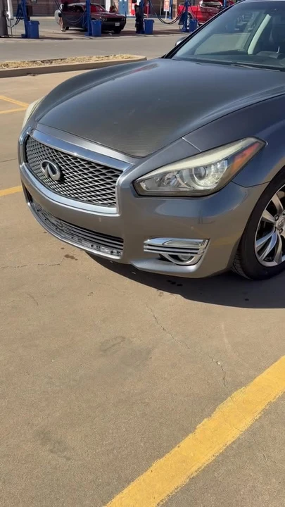 2017 Infiniti M/Q70 4th Gen - Image 2 of 2