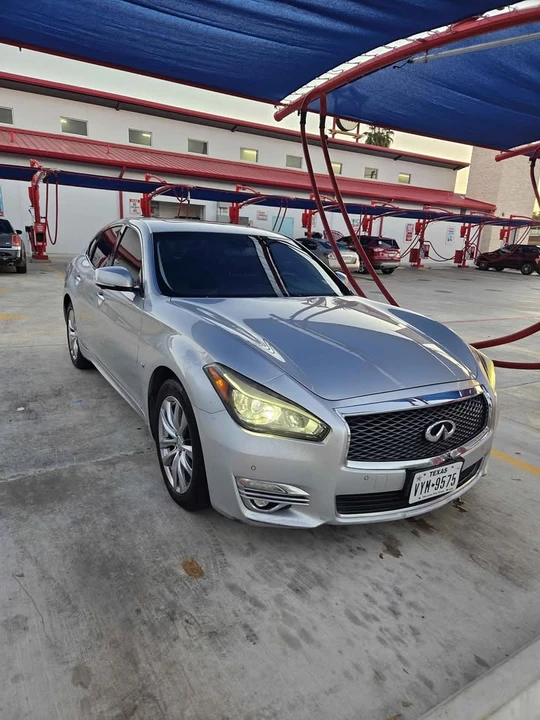 2017 Infiniti M/Q70 4th Gen - Image 4 of 5