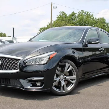 2017 Infiniti Q70 5.6 Luxe