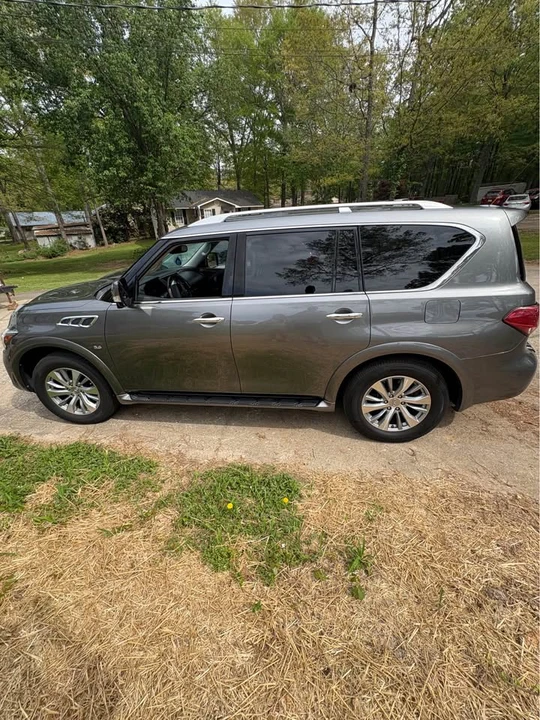2017 Infiniti QX80 - Image 2 of 9