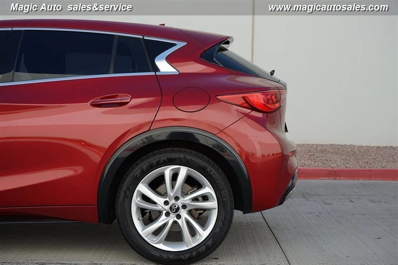 2017 Infiniti QX30 - Image 8 of 19