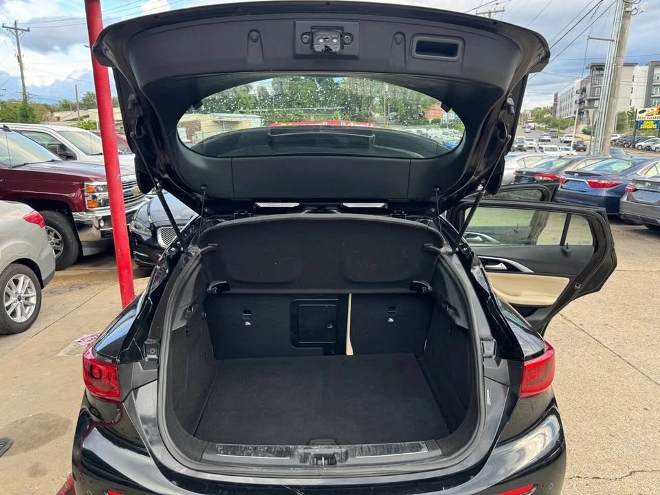 2017 Infiniti QX30 - Image 13 of 19