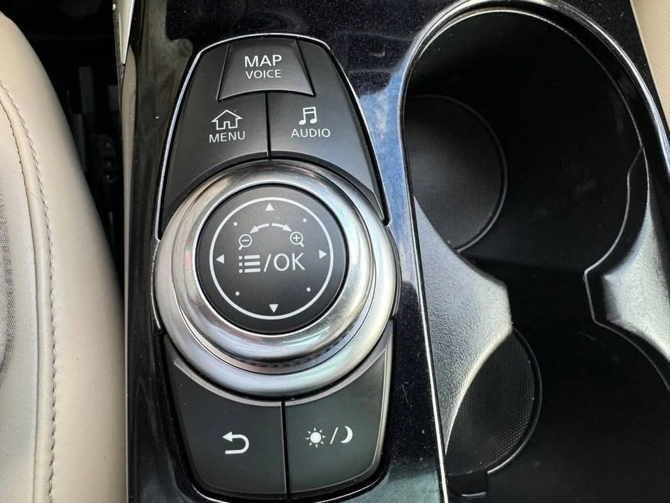 2017 Infiniti QX30 - Image 19 of 20