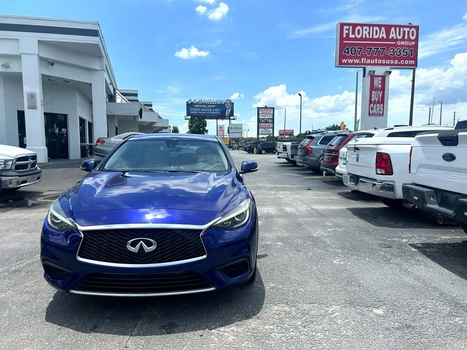 2017 Infiniti QX30 - Image 2 of 17