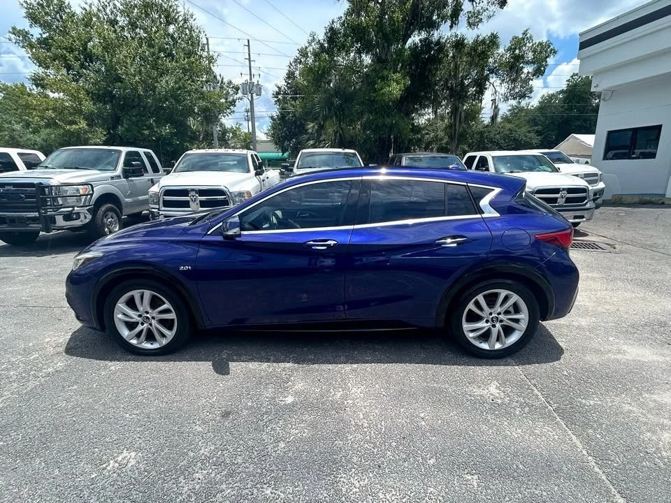2017 Infiniti QX30 - Image 4 of 17