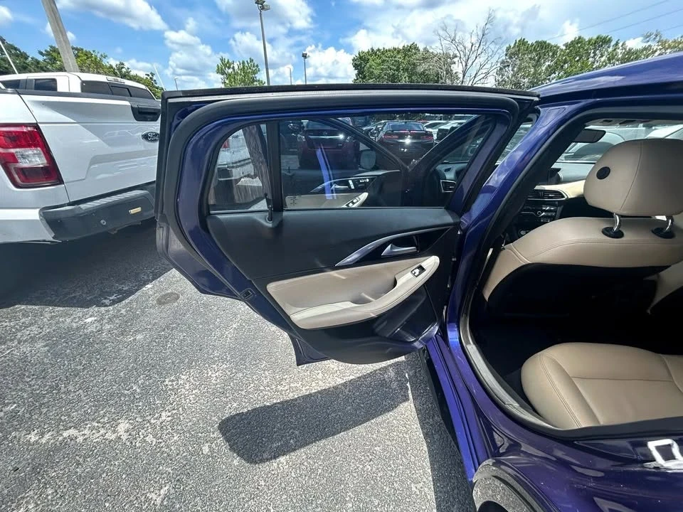 2017 Infiniti QX30 - Image 11 of 17