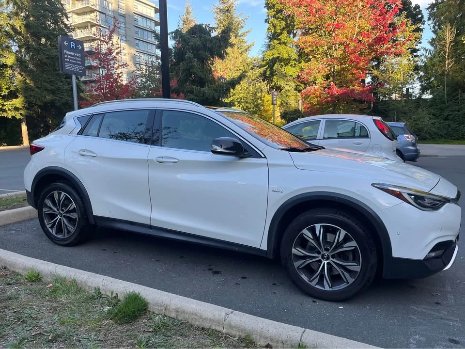 2017 Infiniti QX30 - Image 3 of 15