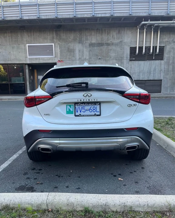 2017 Infiniti QX30 - Image 8 of 15