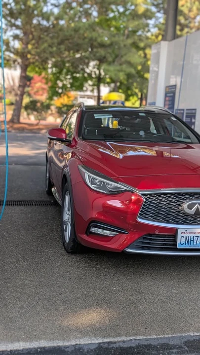 2017 Infiniti QX30 - Image 5 of 8