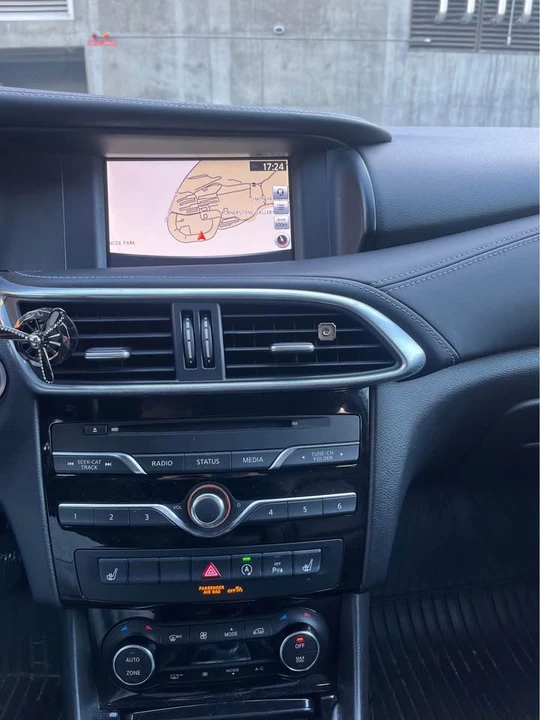 2017 Infiniti QX30 - Image 13 of 15