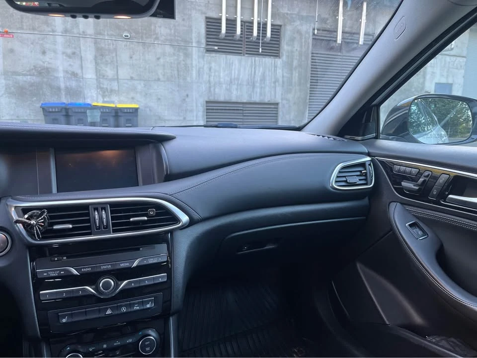 2017 Infiniti QX30 - Image 12 of 15