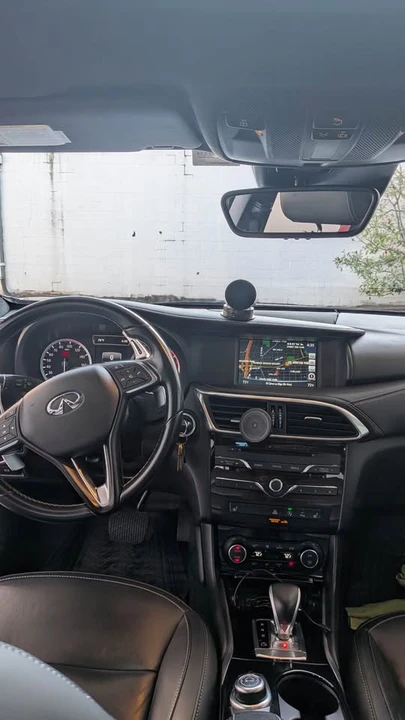 2017 Infiniti QX30 - Image 2 of 8