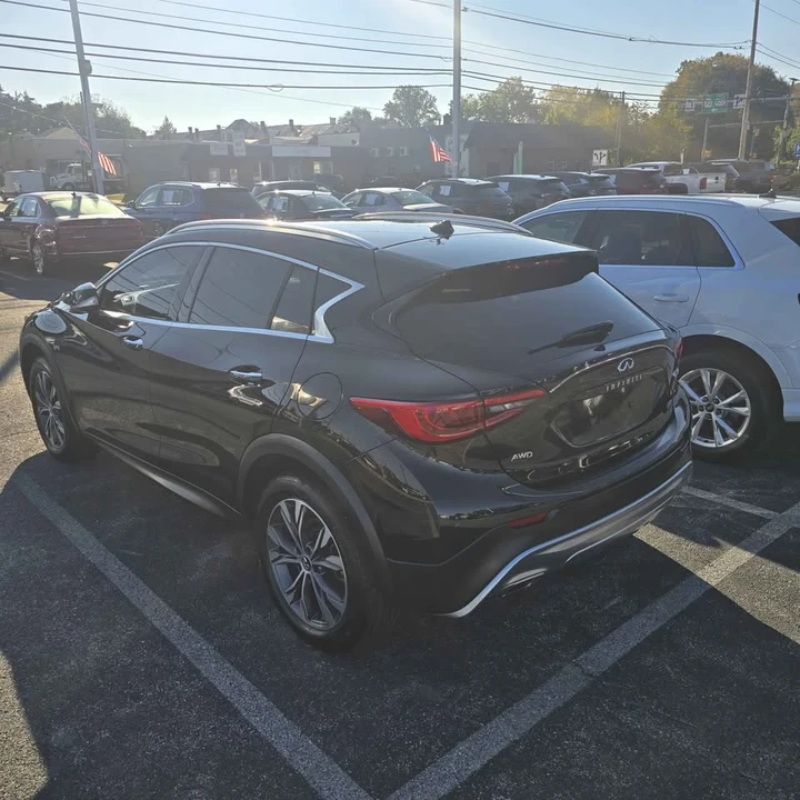 2017 Infiniti QX30 - Image 2 of 6