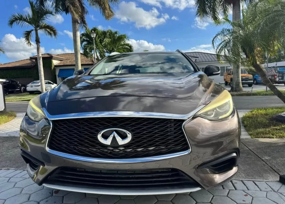 2017 Infiniti QX30 - Image 10 of 15