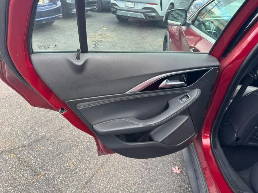2017 Infiniti QX30 - Image 12 of 20