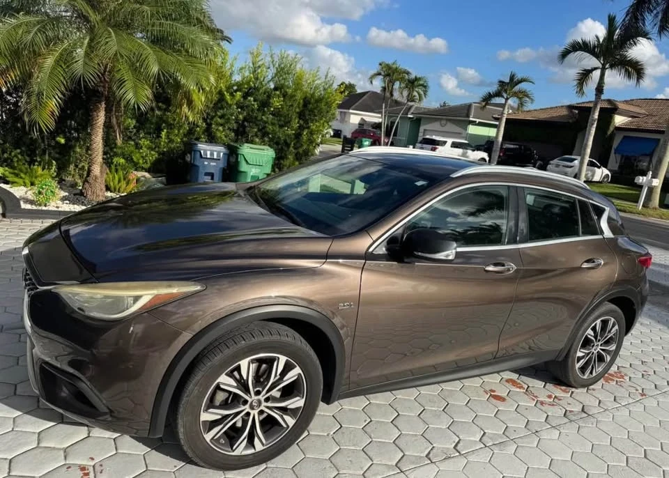 2017 Infiniti QX30 - Image 3 of 15