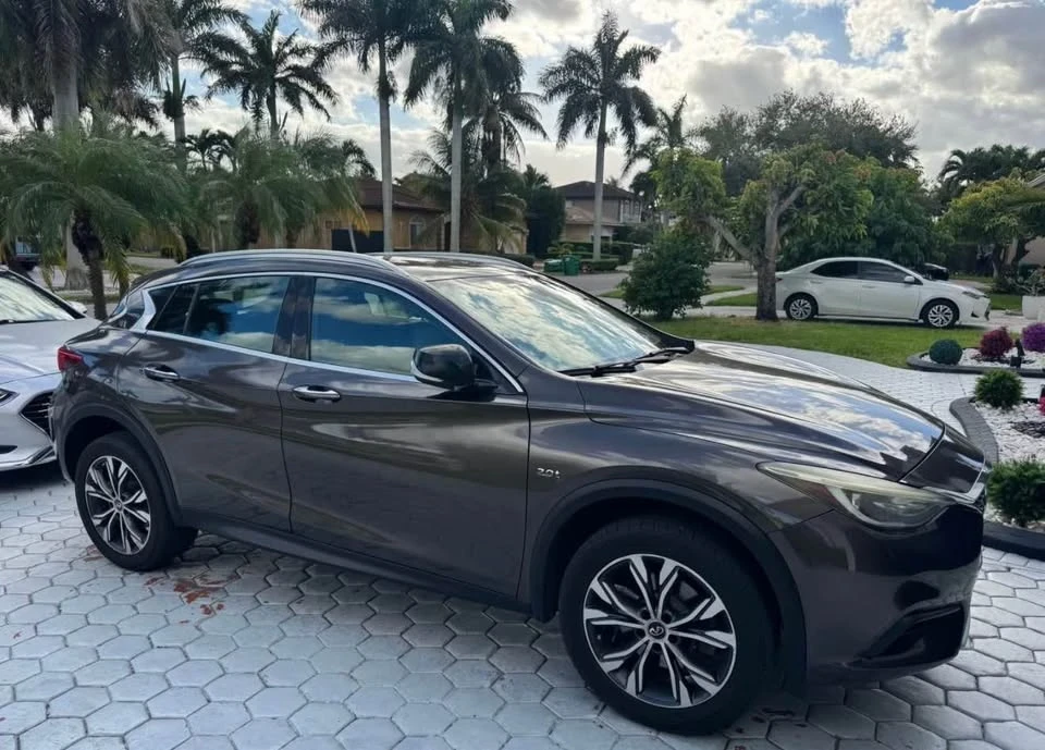 2017 Infiniti QX30 - Image 7 of 15