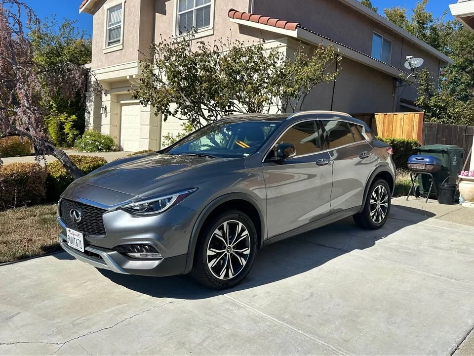 2017 Infiniti QX30 - Image 3 of 10