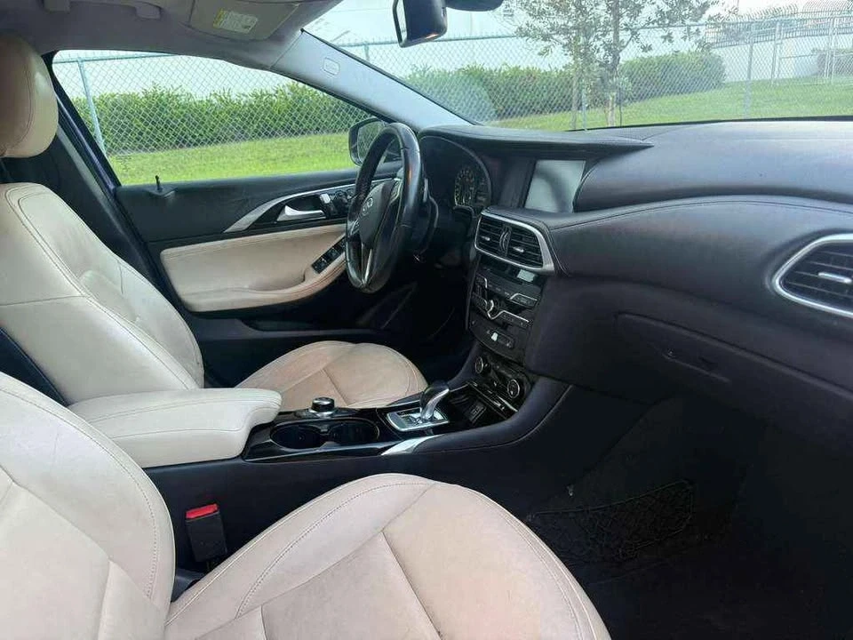 2017 Infiniti QX30 - Image 6 of 7