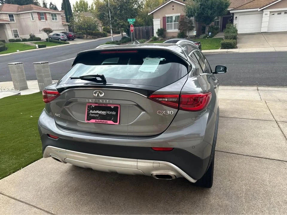 2017 Infiniti QX30 - Image 8 of 10