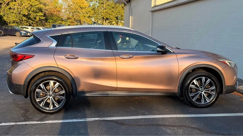 2017 Infiniti QX30 - Image 7 of 20