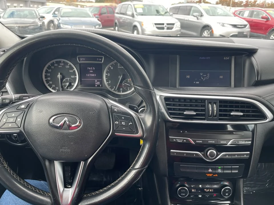 2017 Infiniti QX30 - Image 9 of 15