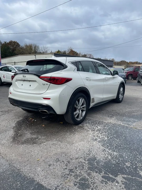 2017 Infiniti QX30 - Image 7 of 15
