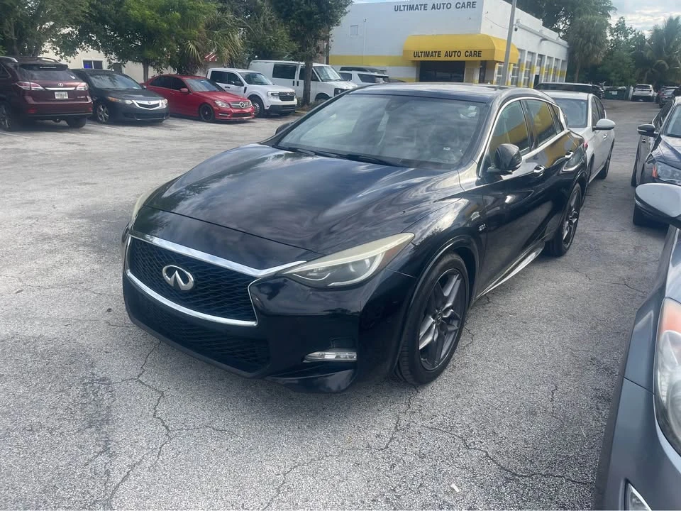 2017 Infiniti QX30 - Image 2 of 9